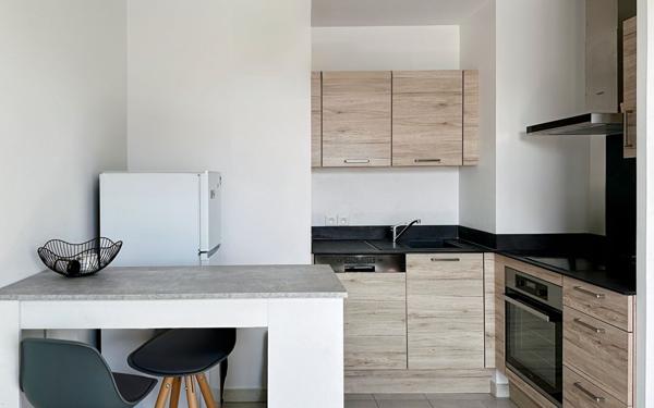 Appartement à vendre    2 pièces • 38 m2 Montpellier