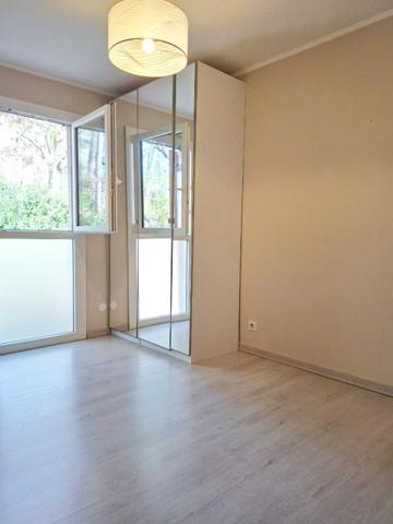 Duplex lumineux avec jardin de 250 m² à 20 min à pied du centre d'Aix