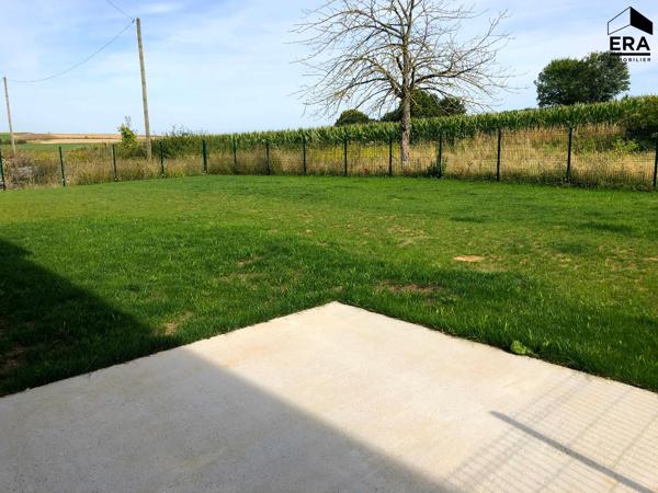 MAISON A LOUER  A VERMAND 02