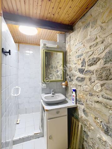 Maison à vendre à Angers Est - 5 pièces, 100 m², travaux à prévoir