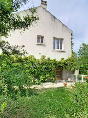 Maison à vendre à Angers Est - 5 pièces, 100 m², travaux à prévoir