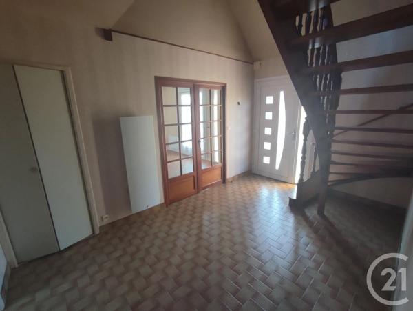 Maison à vendre  4 pièces - 97,45 m 2   VITRE  - 35