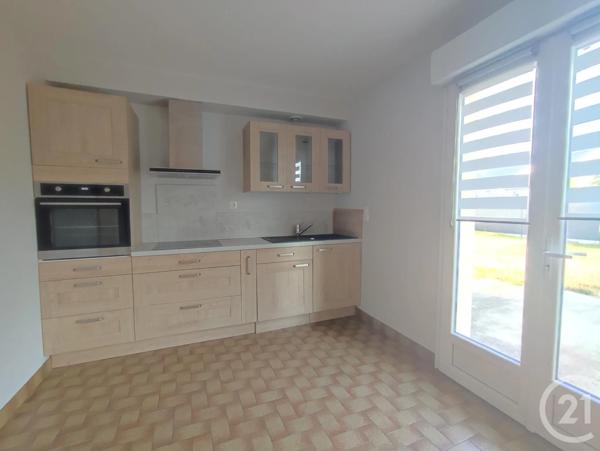 Maison à vendre  4 pièces - 97,45 m 2   VITRE  - 35