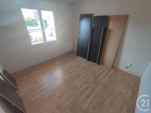 Maison à vendre  4 pièces - 97,45 m 2   VITRE  - 35