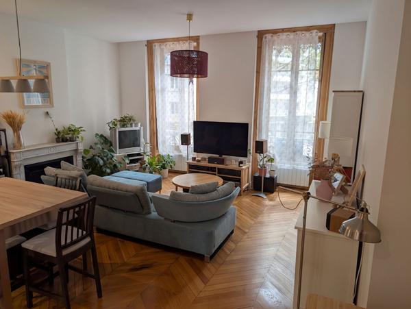 LYON 3 / COURS GAMBETTA | LE CHARME DE L'ANCIEN, LE CONFORT DU RÉNOVÉ - LYON