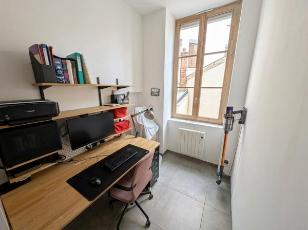 LYON 3 / COURS GAMBETTA | LE CHARME DE L'ANCIEN, LE CONFORT DU RÉNOVÉ - LYON