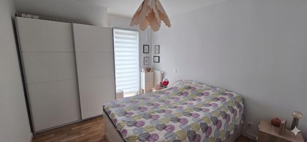 Fouesnant, bourg à pied, très bel appartement T4 avec balcon.