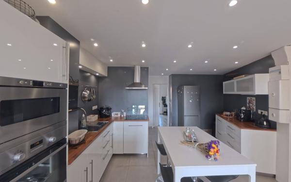 Appartement à vendre    4 pièces •  Pont-de-Chéruy