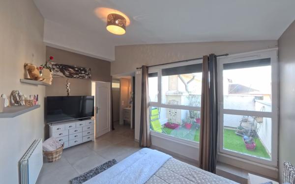 Appartement à vendre    4 pièces •  Pont-de-Chéruy