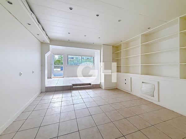 Local commercial Paris 2 pièce(s) 46 m2