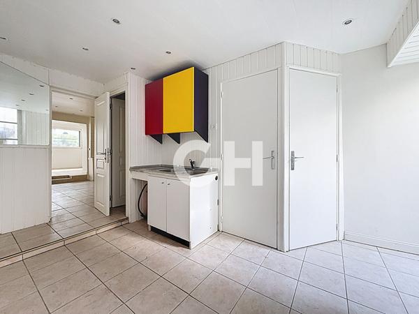 Local commercial Paris 2 pièce(s) 46 m2