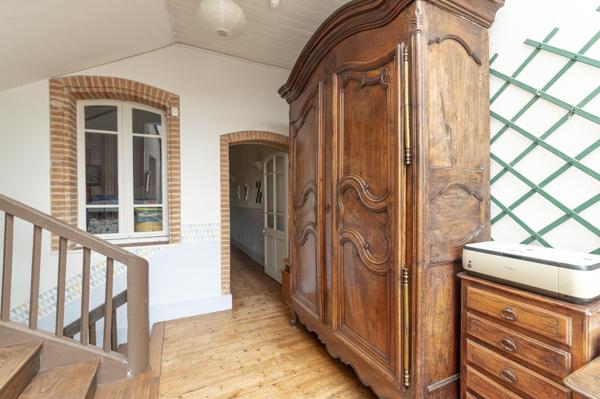 Montauban (82000) Maison de ville 225 m² – 5 chambres – Jardin + dépendance – Centre Montauban