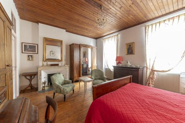 Montauban (82000) Maison de ville 225 m² – 5 chambres – Jardin + dépendance – Centre Montauban