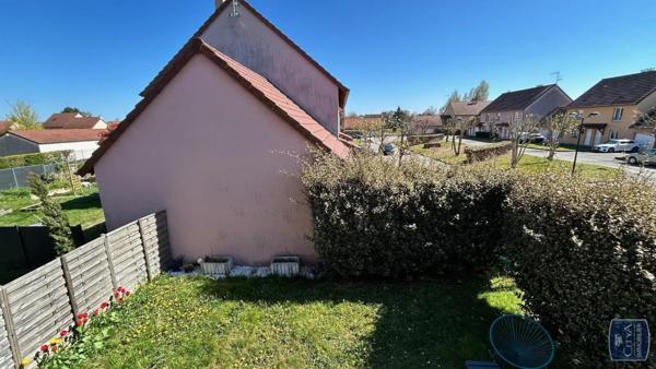 Maison à vendre 4 pièces 82m² Lux (71100)