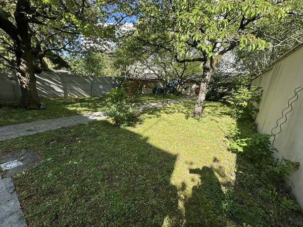 Maison 5 pièces à vendre à Créteil, Préfecture - 5 min du métro Échat