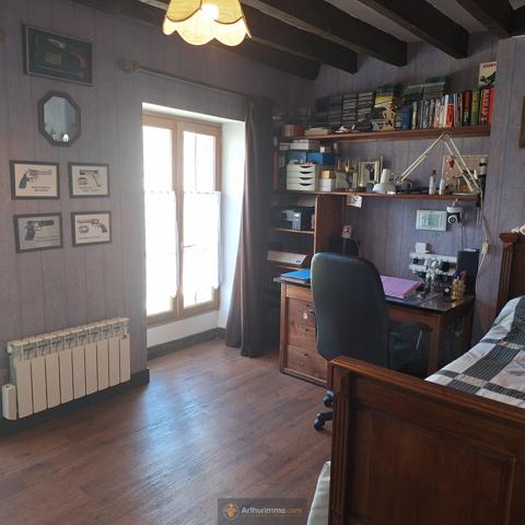 Aulnoy (77120) MAISON 5 pièces 126 m2, terrain 794 m2