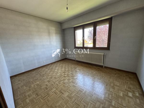 Maison 8 pièce(s) 5 chambre(s) 200 m²