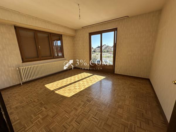 Maison 8 pièce(s) 5 chambre(s) 200 m²