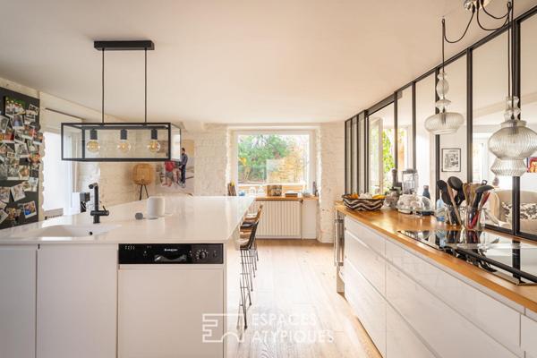 Maison de caractère avec jardin intime à quelques