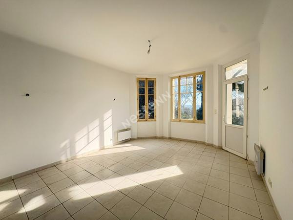 terrain de 2500 m² +maison en zone UPB (20%)