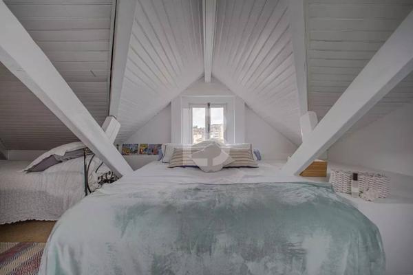 Maison de ville d'époque avec piscine à Golfe Juan à pied de la plage