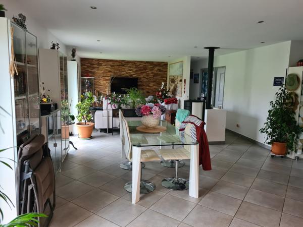 Plaintel (22940) maison de plain pied sur 3000m2 de terrain, 4 chambres, belle prestation