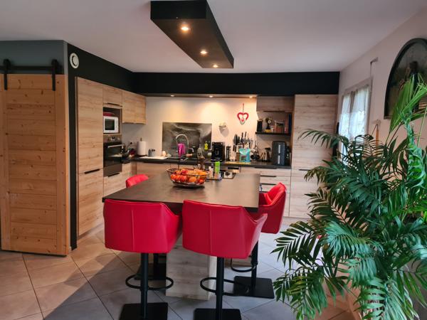 Plaintel (22940) maison de plain pied sur 3000m2 de terrain, 4 chambres, belle prestation