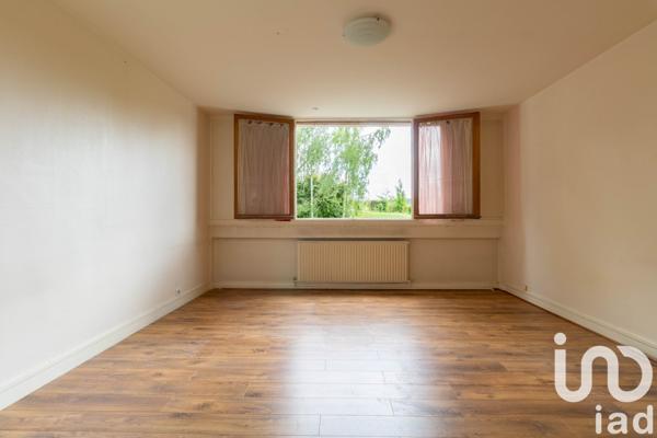 Appartement 1 pièce de 38 m² à Beynes (78650)