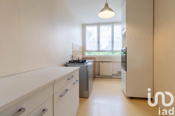 Appartement 1 pièce de 38 m² à Beynes (78650)