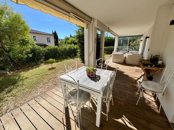 LA CIOTAT – SAINT-JEAN | APPARTEMENT T3 AVEC JARDIN PRIVATIF, TERRASSE, GARAGE ET PARKING