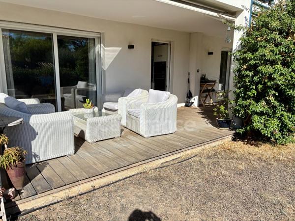 LA CIOTAT – SAINT-JEAN | APPARTEMENT T3 AVEC JARDIN PRIVATIF, TERRASSE, GARAGE ET PARKING