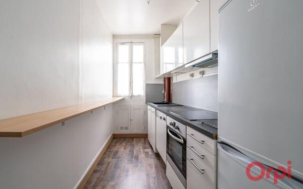 Appartement à vendre    3 pièces • 72,09 m2 Vanves