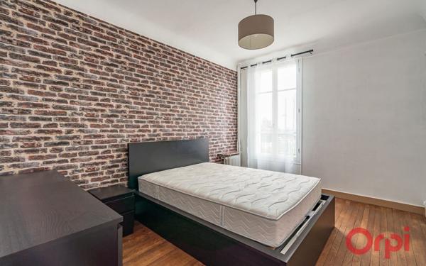 Appartement à vendre    3 pièces • 72,09 m2 Vanves