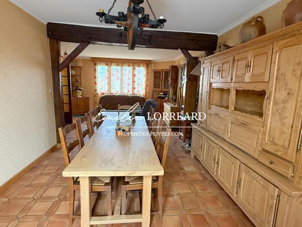 Maison Téloché 7 pièce(s) 150 m2