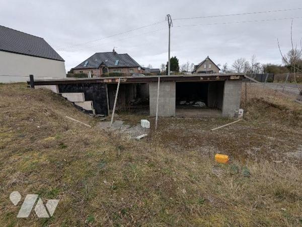 A VENDRE - Pas-de-Calais - SAINT POL SUR TERNOISE - PARCELLE DE TERRAIN de 735m² SUR LEQUEL EST...