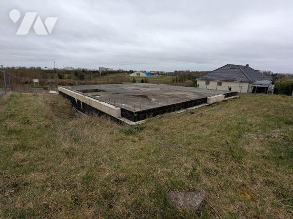 A VENDRE - Pas-de-Calais - SAINT POL SUR TERNOISE - PARCELLE DE TERRAIN de 735m² SUR LEQUEL EST...