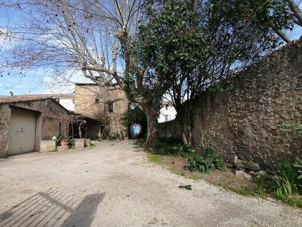 Terrain  618 m2 avec bergerie à restaurer