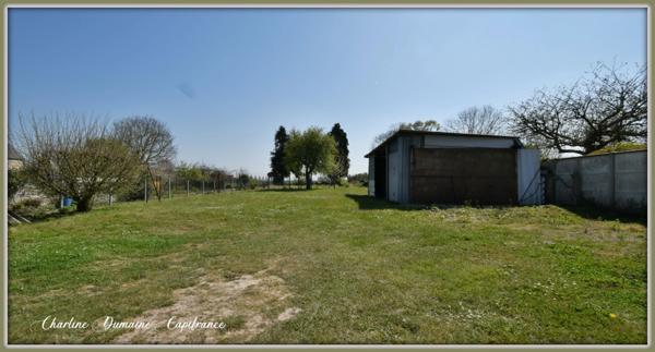 Dpt Calvados (14), à vendre Creully-sur-Seulles Terrain constructible de 1 162,00 m²
