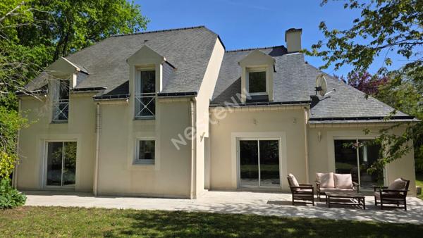 Maison d'exception à vendre à Sautron - 7 pièces, 172 m², grand terrain +1100 M² !