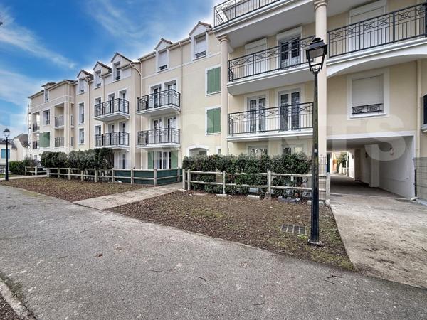 Bailly-Romainvilliers – Duplex 4 pièces lumineux avec balcon et parking 