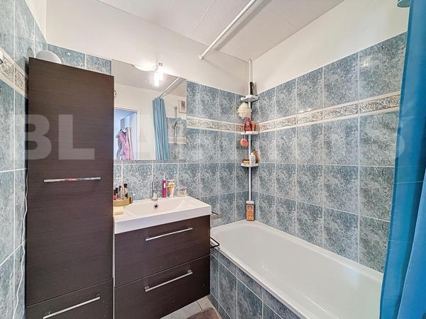 Bailly-Romainvilliers – Duplex 4 pièces lumineux avec balcon et parking 