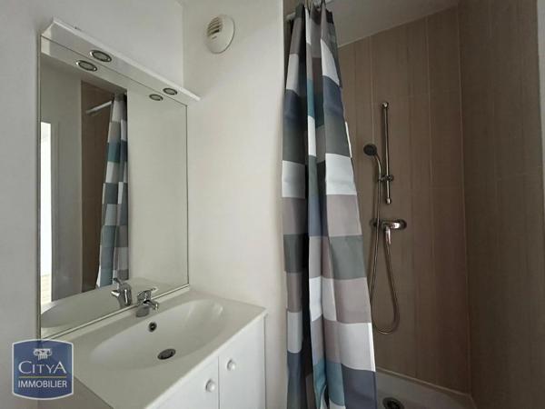 Appartement à louer 1 pièce 24.5m² Lucé (28110)