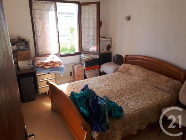 Maison à vendre  6 pièces - 97,29 m 2   ST PIERRE D OLERON  - 17