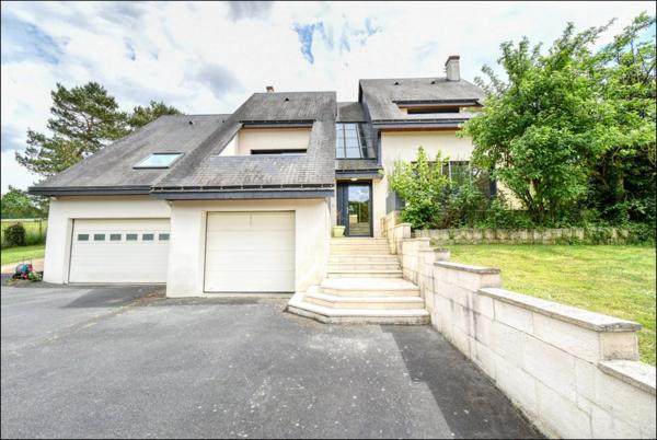 Maison familiale à vendre 8 pièces SAINTE MAURE DE TOURAINE (37)
