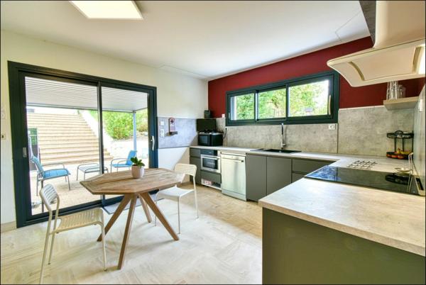 Maison familiale à vendre 8 pièces SAINTE MAURE DE TOURAINE (37)