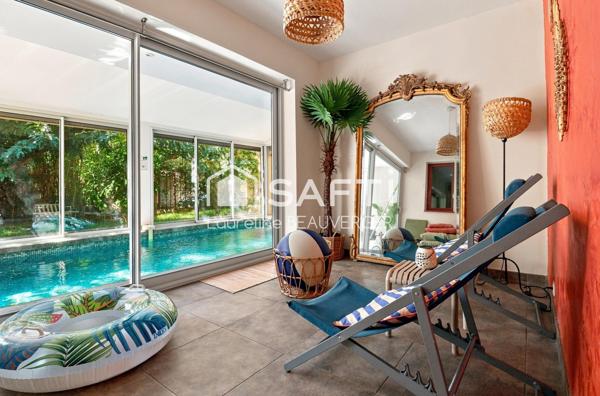 Piscine et jardin proche des plages