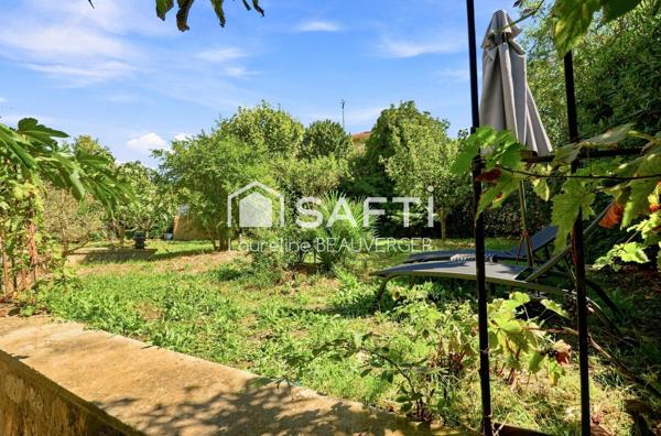 Piscine et jardin proche des plages