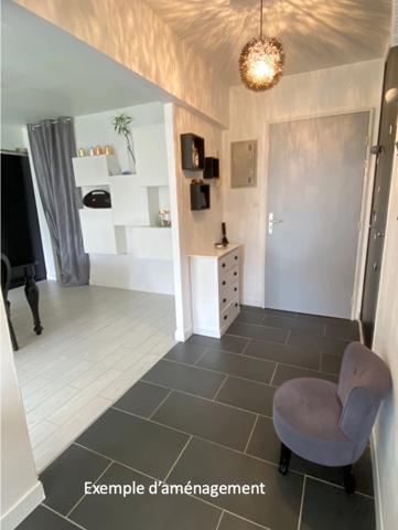 FINISTERE, BREST, PLACE DE STRASBOURG, APT DALLE BÉTON, ASCENSEUR, PLACE DE PARKING, TOUTES COMMODITÉS
