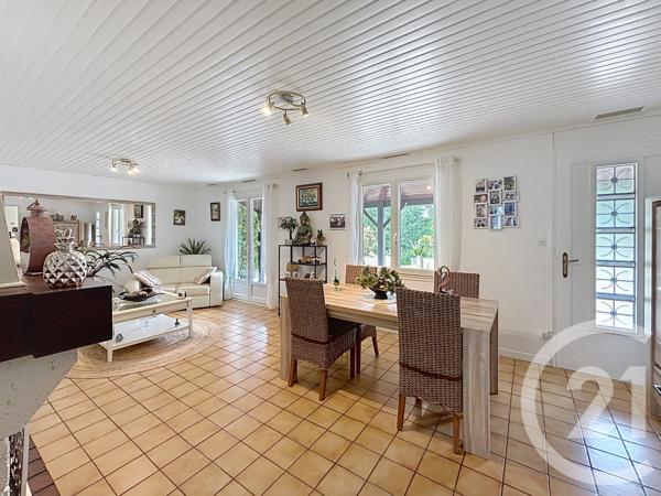 Maison à vendre  4 pièces - 100,10 m 2   MONTPON MENESTEROL  - 24