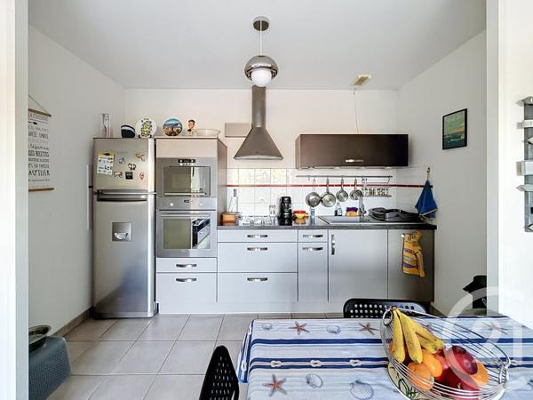 Appartement F2 à vendre  2 pièces - 42,52 m 2   GUJAN MESTRAS  - 33